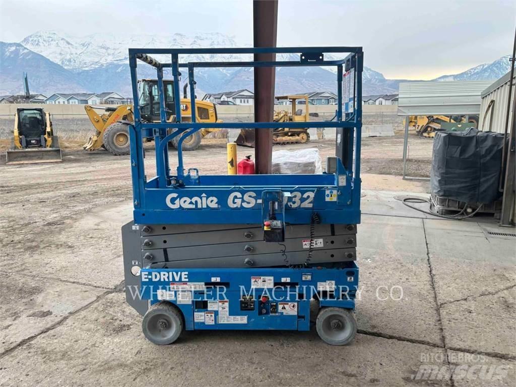 Genie GS1932 Šķerveida pacēlāji