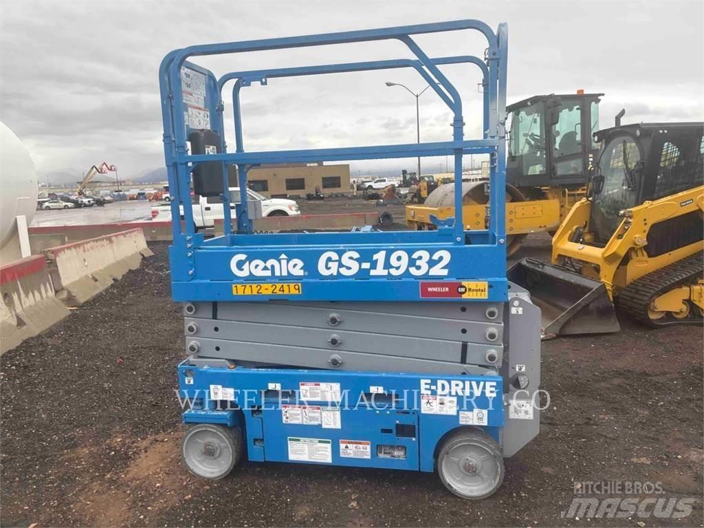 Genie GS1932 Šķerveida pacēlāji