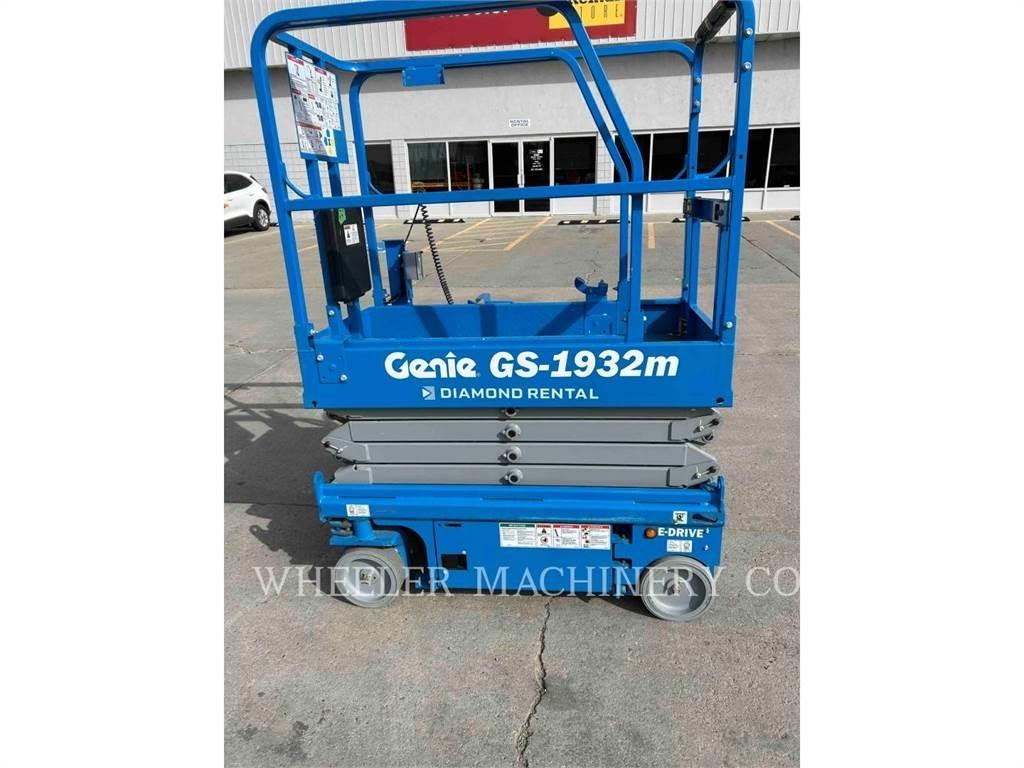 Genie GS1932M Šķerveida pacēlāji