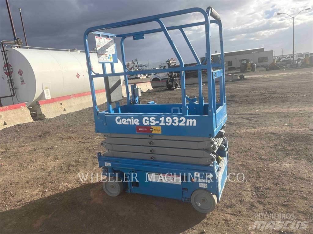 Genie GS1932M Šķerveida pacēlāji