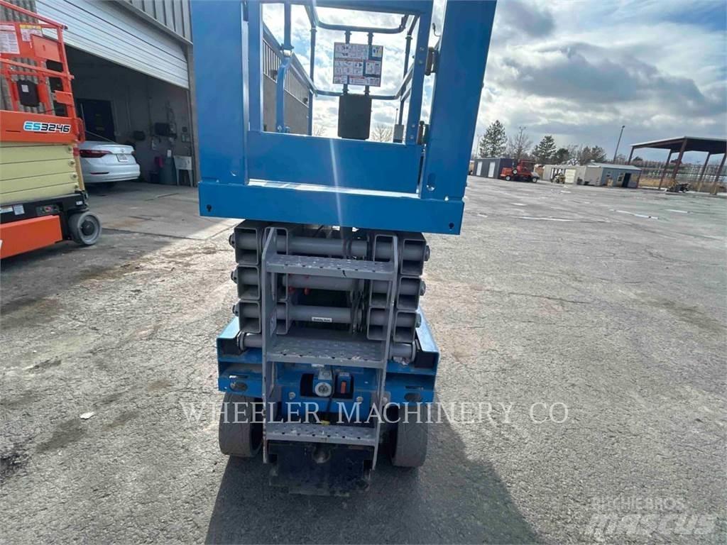 Genie GS2632 Šķerveida pacēlāji