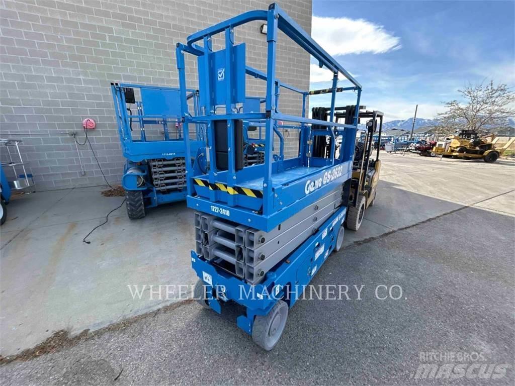 Genie GS2632 Šķerveida pacēlāji
