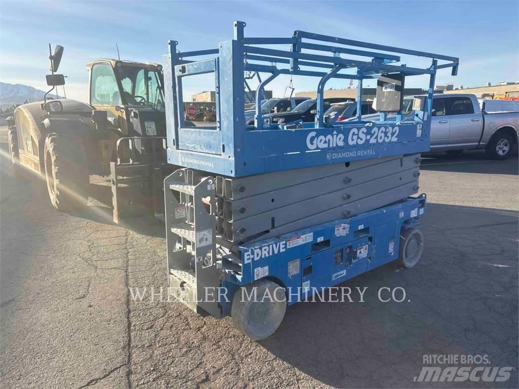 Genie GS2632 Šķerveida pacēlāji
