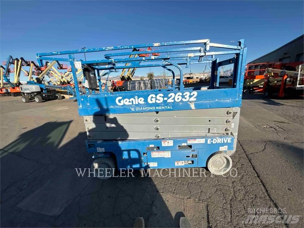 Genie GS2632 Šķerveida pacēlāji
