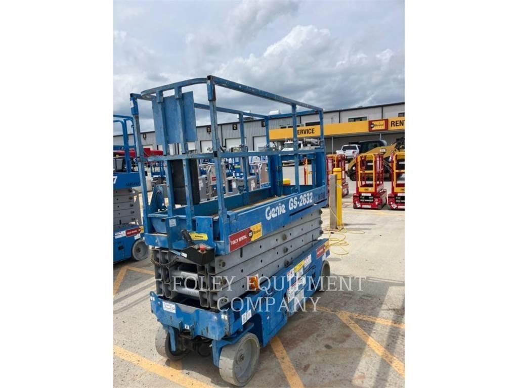 Genie GS2632 Šķerveida pacēlāji
