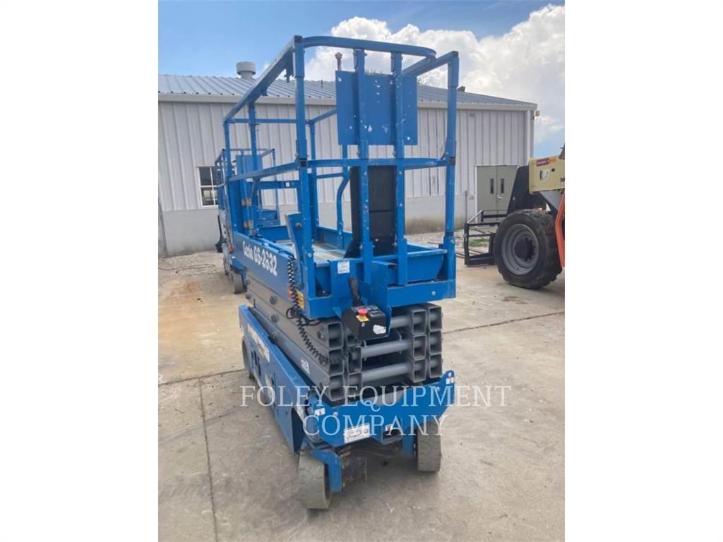 Genie GS2632 Šķerveida pacēlāji