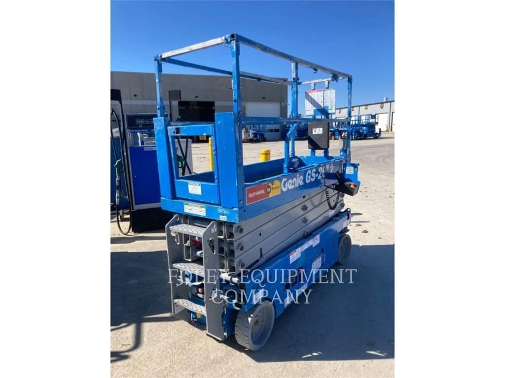 Genie GS2632 Šķerveida pacēlāji