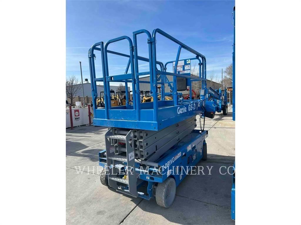 Genie GS2646 Šķerveida pacēlāji
