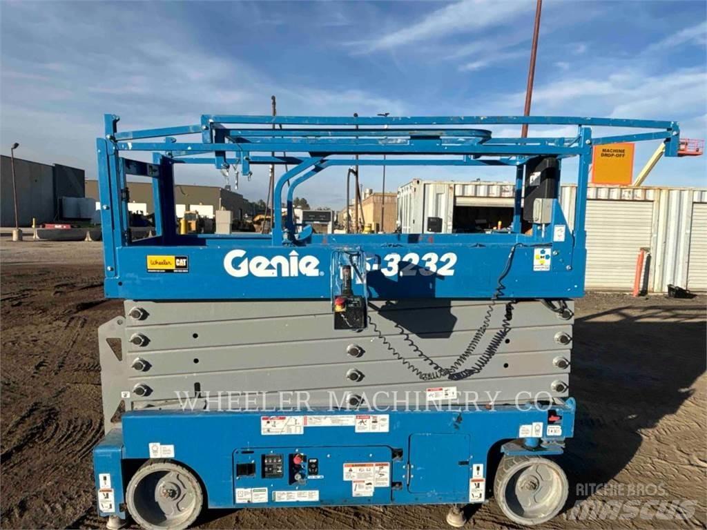 Genie GS3232 Šķerveida pacēlāji