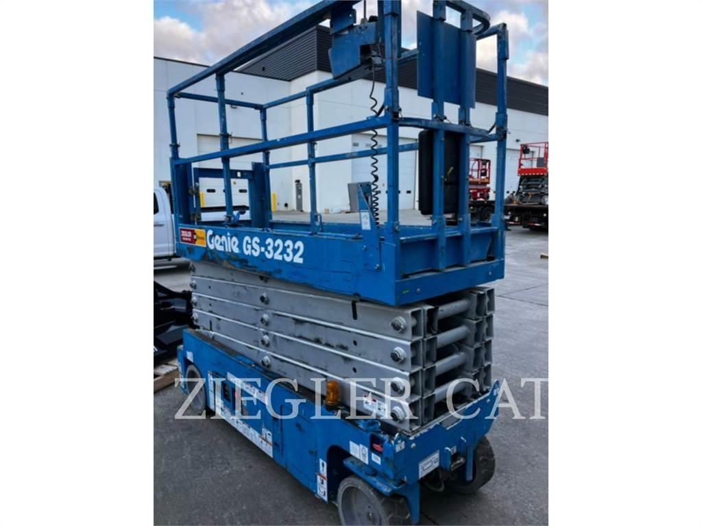 Genie GS3232 Šķerveida pacēlāji