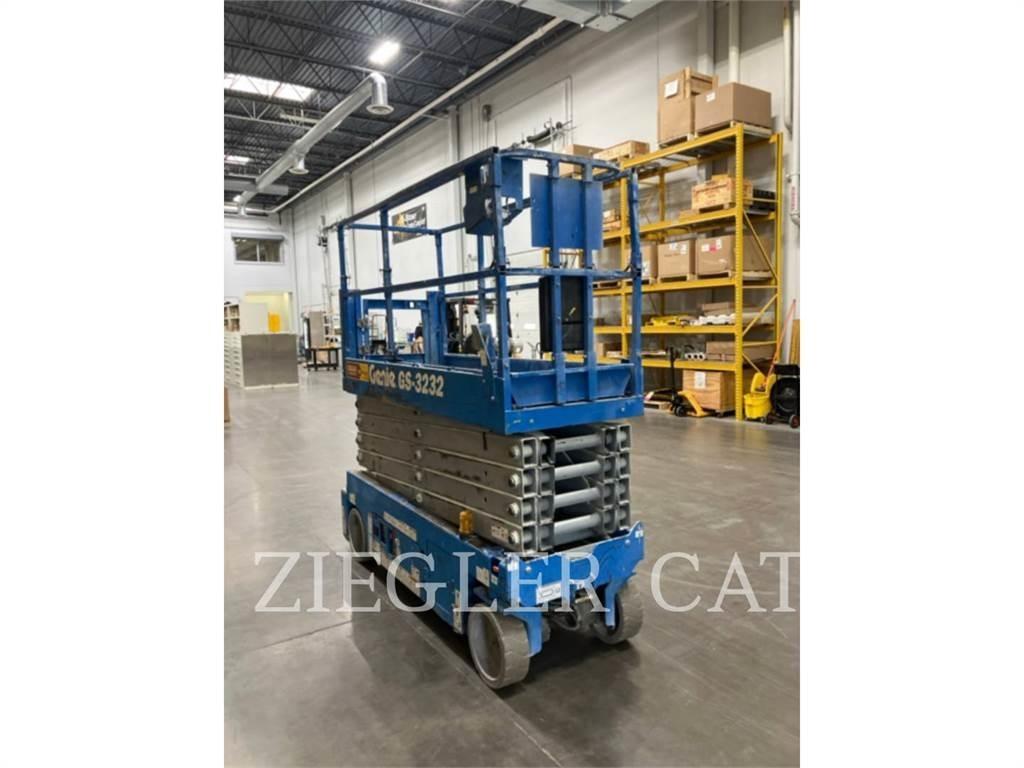 Genie GS3232 Šķerveida pacēlāji