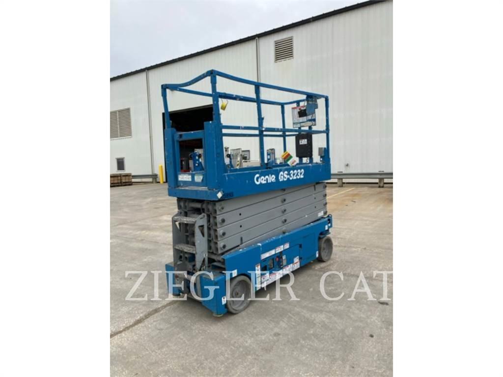 Genie GS3232 Šķerveida pacēlāji