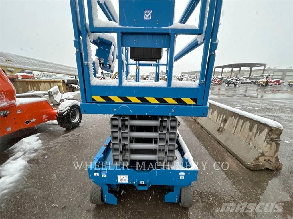 Genie GS3246 Šķerveida pacēlāji