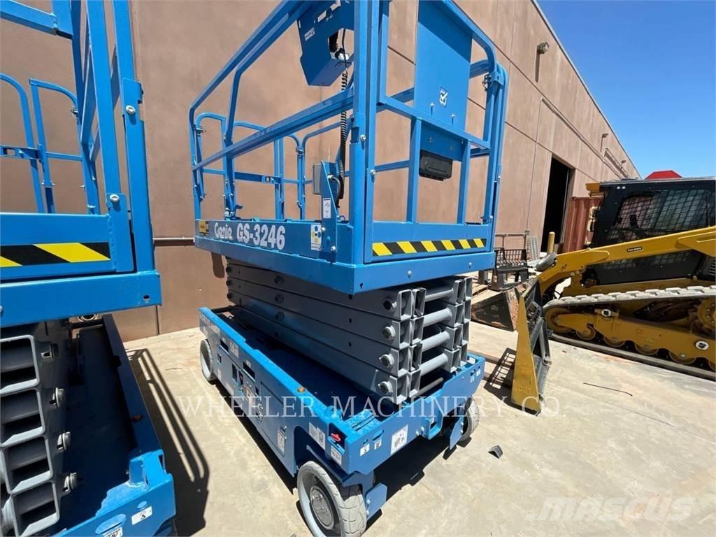 Genie GS3246 Šķerveida pacēlāji