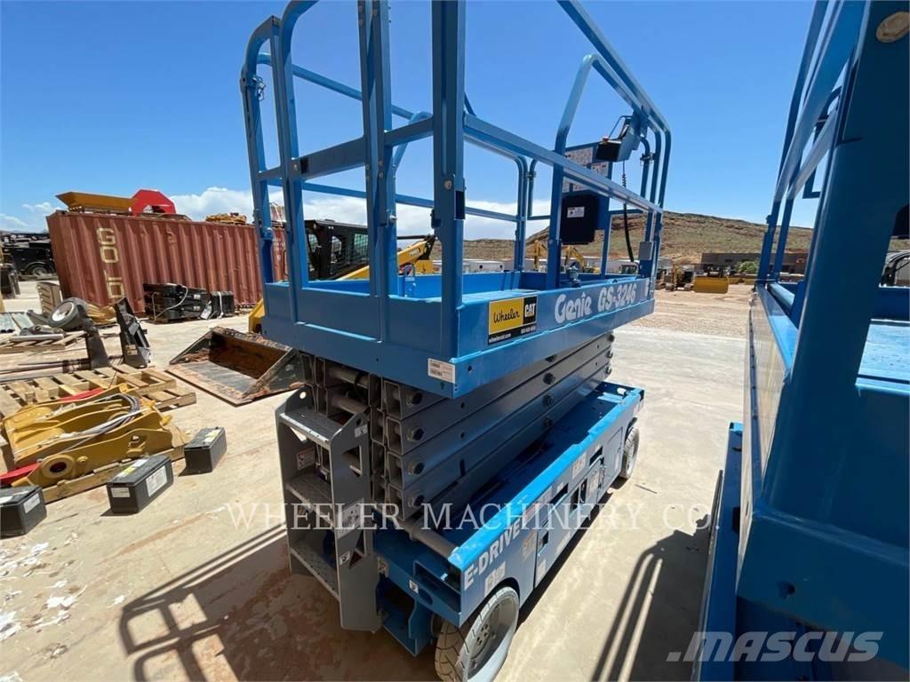 Genie GS3246 Šķerveida pacēlāji