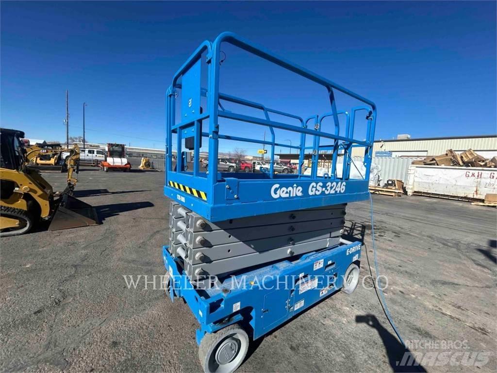 Genie GS3246 Šķerveida pacēlāji