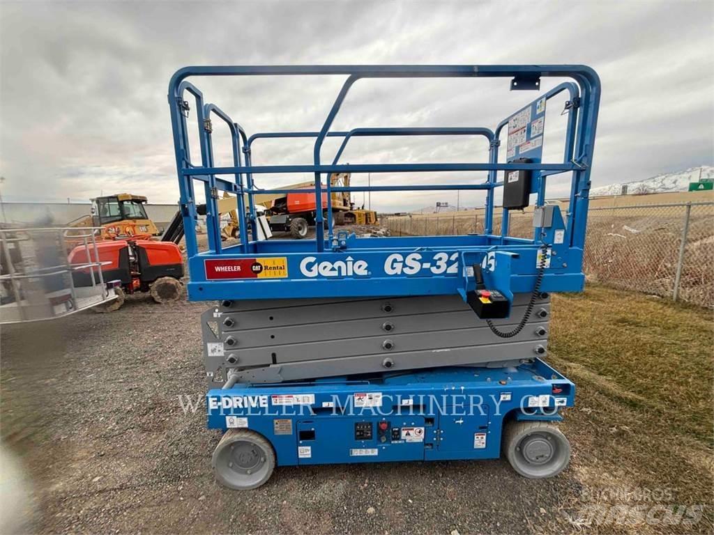 Genie GS3246 Šķerveida pacēlāji