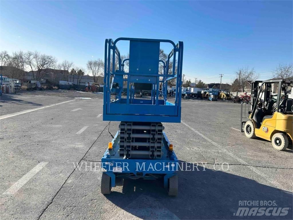 Genie GS3246 Šķerveida pacēlāji