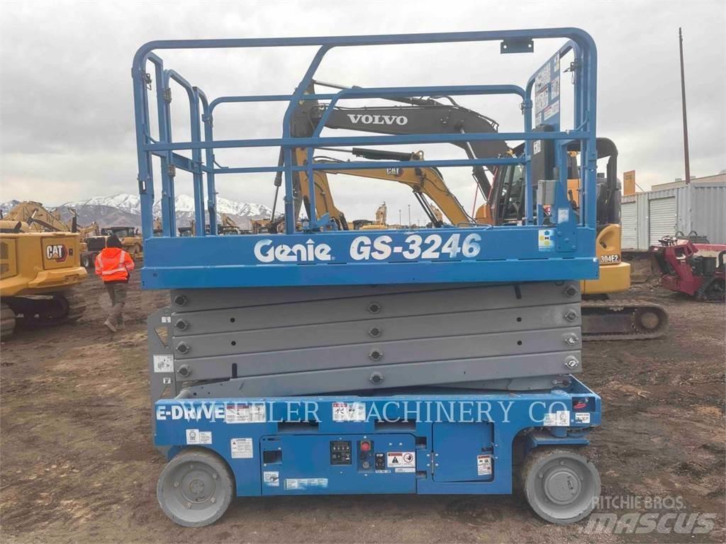Genie GS3246 Šķerveida pacēlāji