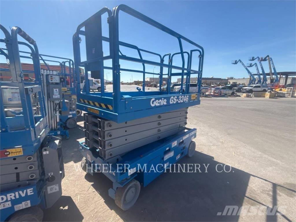 Genie GS3246 Šķerveida pacēlāji