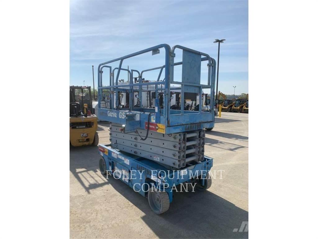 Genie GS3246 Šķerveida pacēlāji