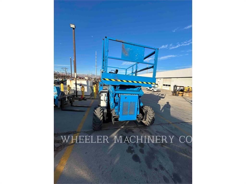 Genie GS4390 RT Šķerveida pacēlāji