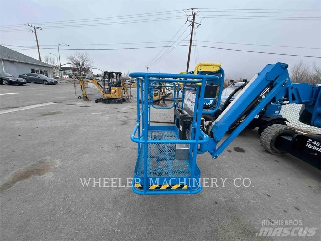 Genie GS4390 RT Šķerveida pacēlāji