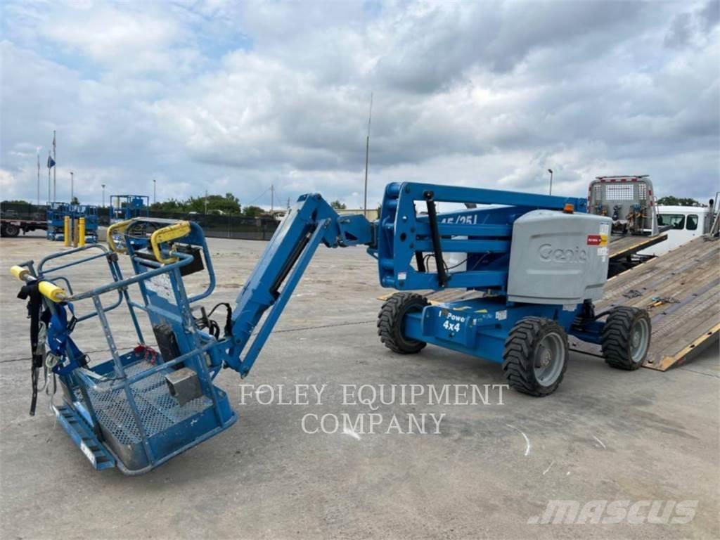 Genie Z45/25JG4 Strēles pacēlāji