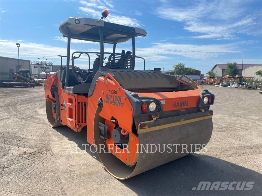 Hamm HD120IW-HF Divvalču grunts veltņi