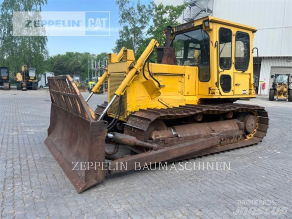 Hanomag (KOMATSU) D500E Kāpurķēžu buldozeri