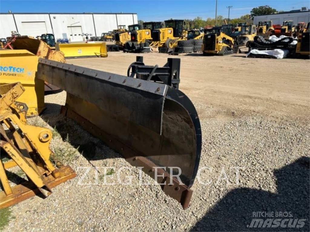 HENDERSON PLOW Sniega metēji