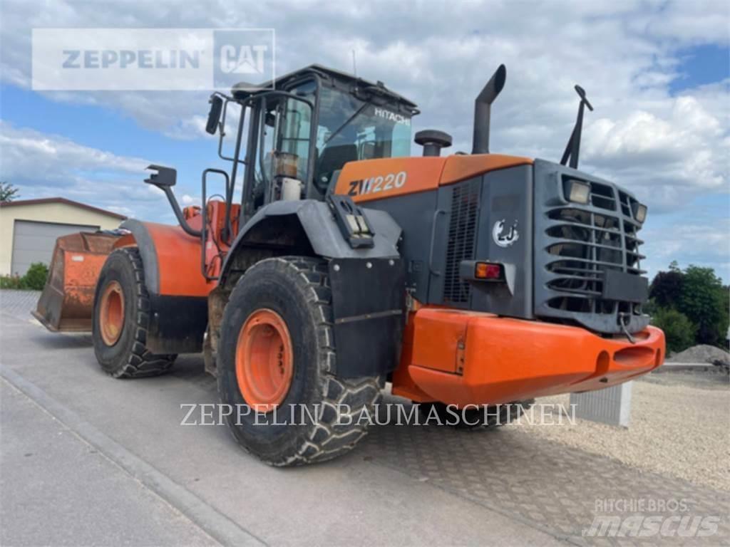 Hitachi ZW220 Iekrāvēji uz riteņiem