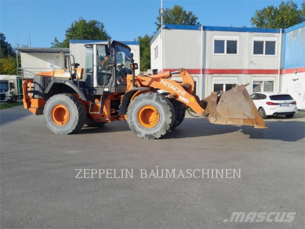 Hitachi ZW250 Iekrāvēji uz riteņiem