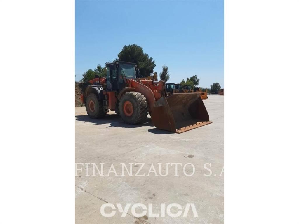 Hitachi ZW310 Iekrāvēji uz riteņiem