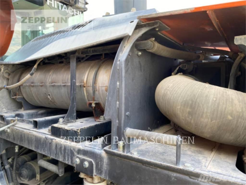 Hitachi ZW310-6 Iekrāvēji uz riteņiem