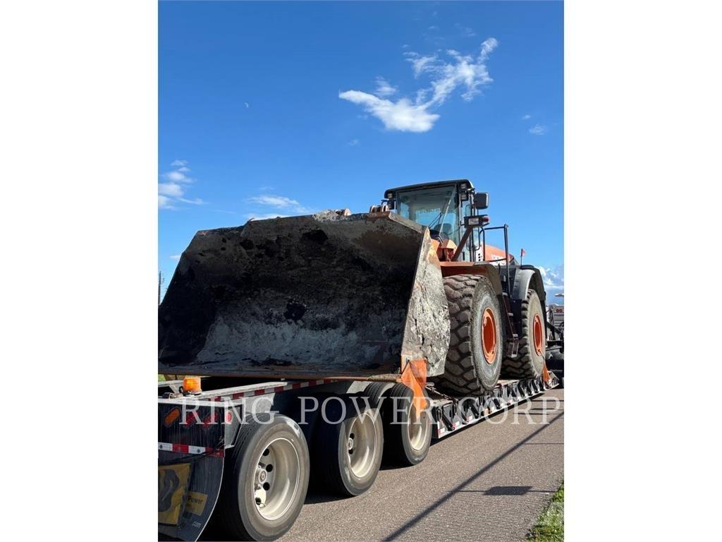 Hitachi ZW3706-6 Iekrāvēji uz riteņiem