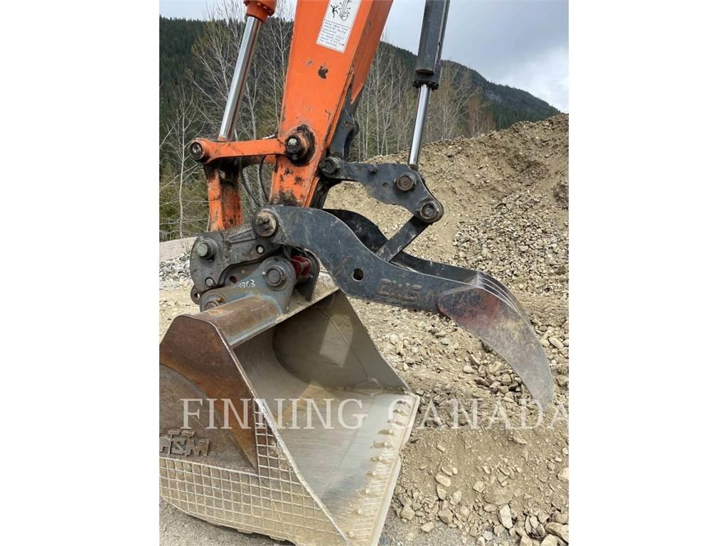 Hitachi ZX210LC Kāpurķēžu ekskavatori