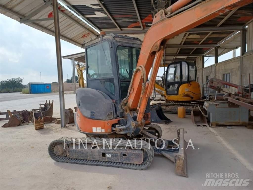 Hitachi ZX33 Kāpurķēžu ekskavatori