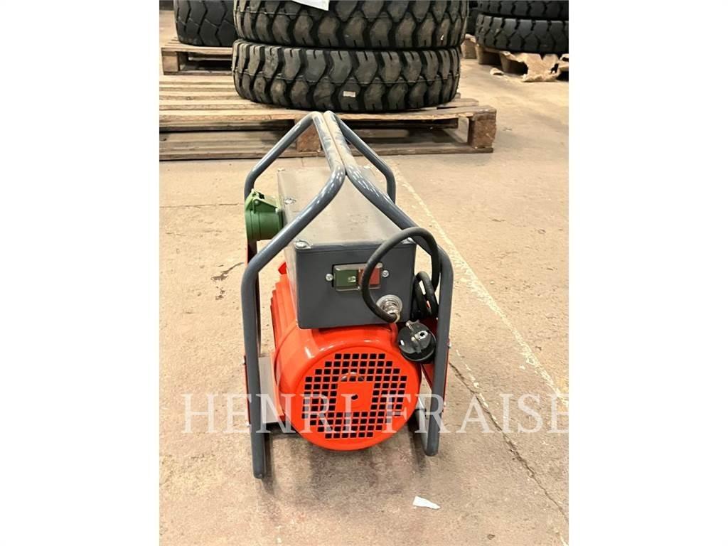 Husqvarna CF11 Būvniecība- Citi