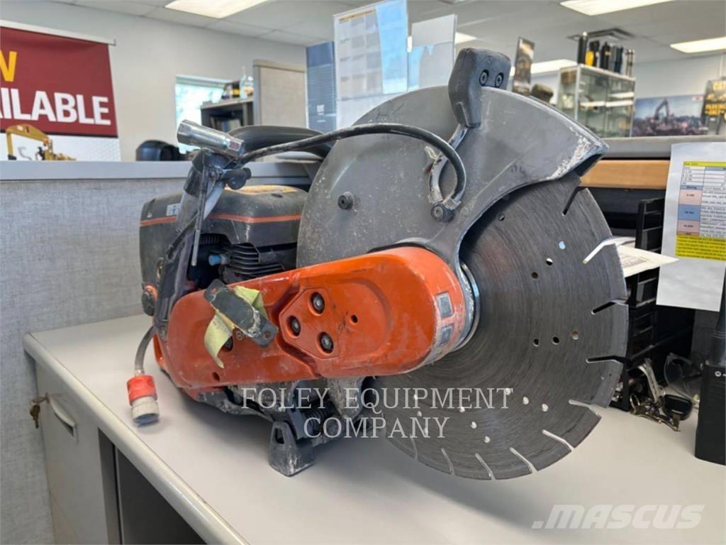 Husqvarna K770 Betona maisītājs