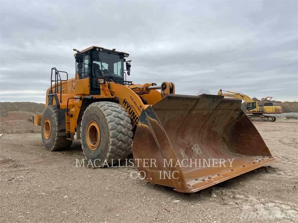 Hyundai HL980XT Iekrāvēji uz riteņiem