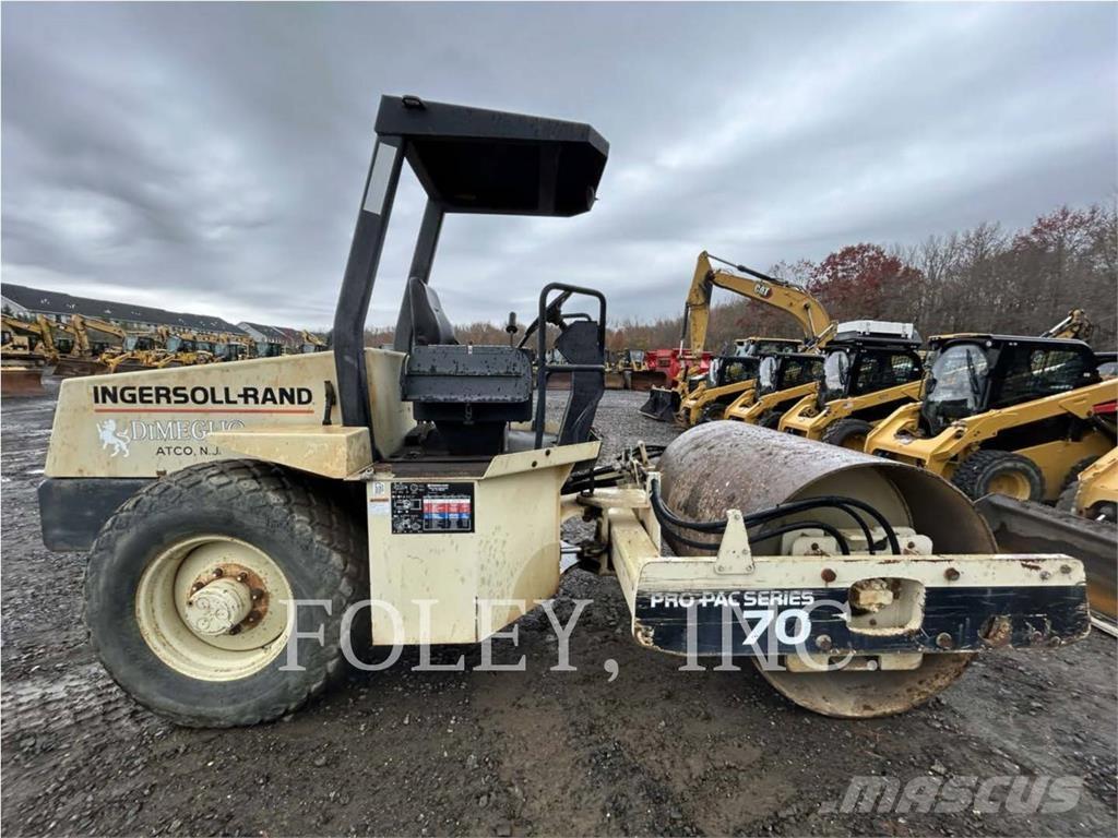 Ingersoll Rand SD70 Vienvalča grunts veltņi