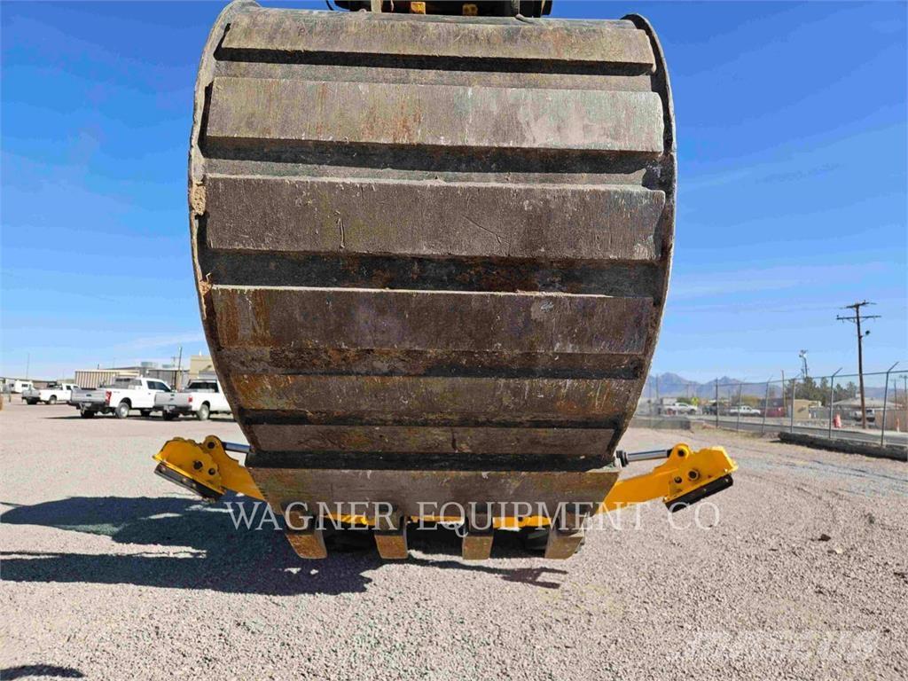 JCB 3CX Ekskavatori-iekrāvēji