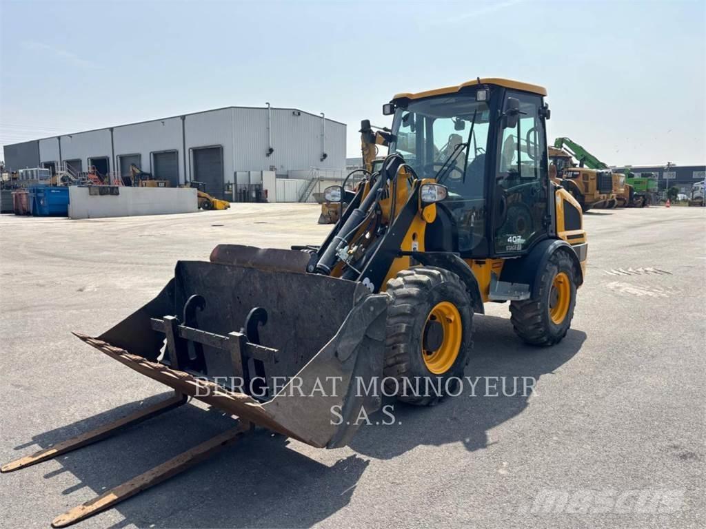 JCB 407 Iekrāvēji uz riteņiem