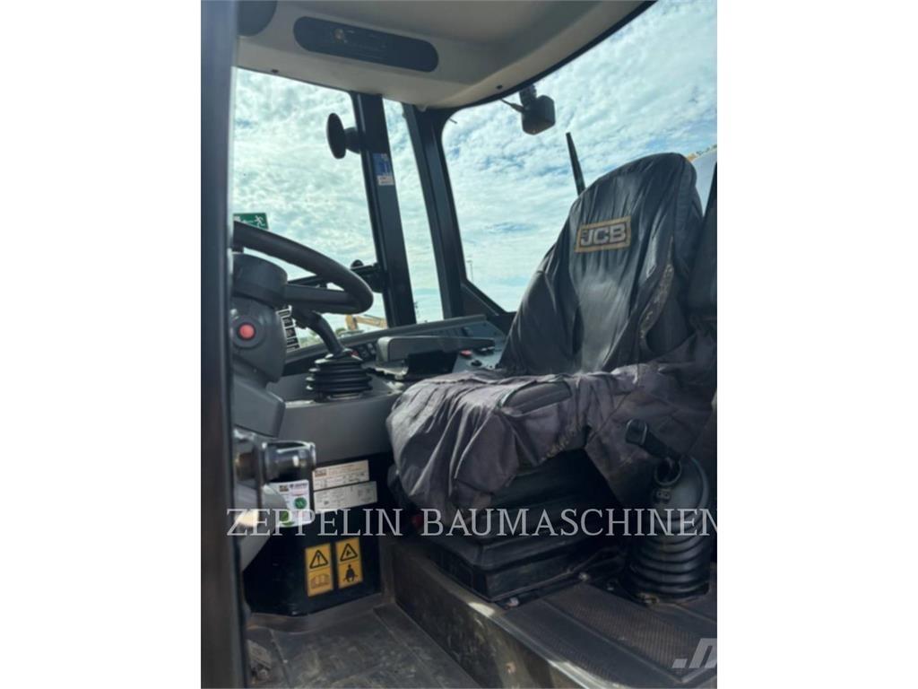 JCB 409 Iekrāvēji uz riteņiem