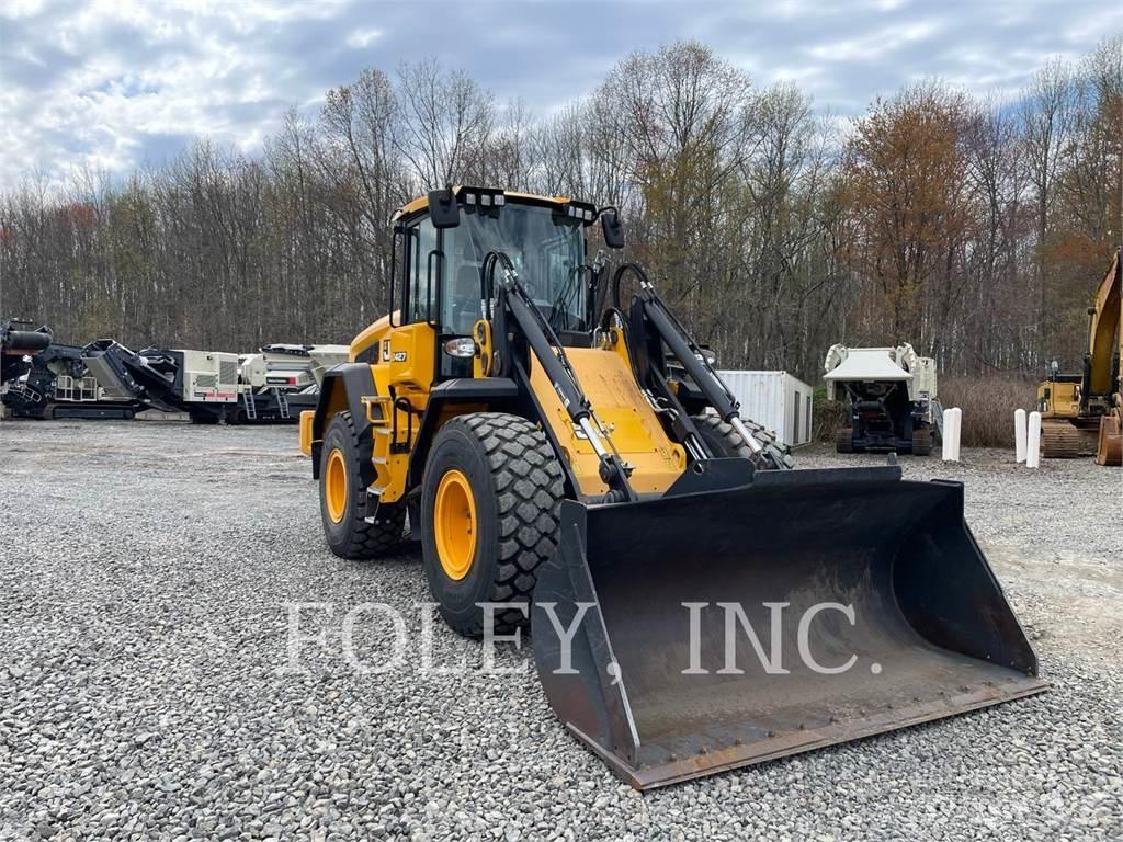JCB 427 Iekrāvēji uz riteņiem