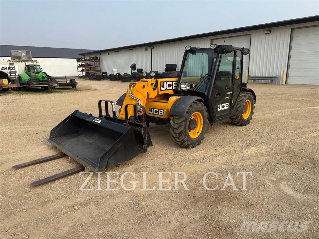 JCB 525-60 Teleskopiskie manipulatori