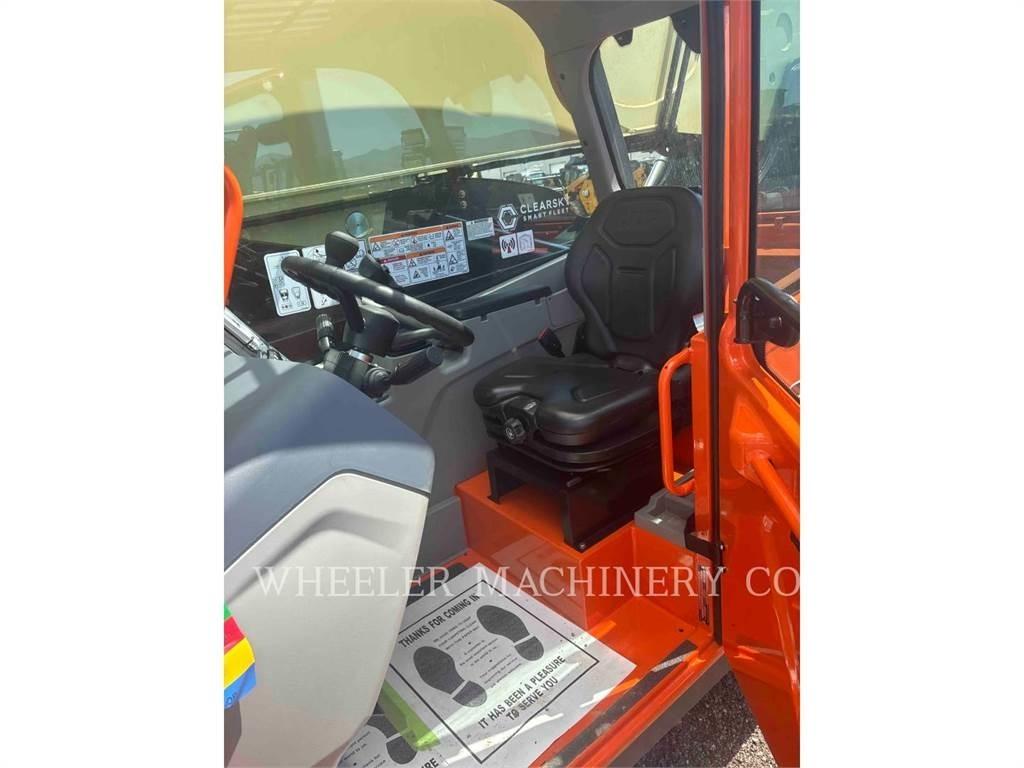 JLG 1055 Teleskopiskie manipulatori