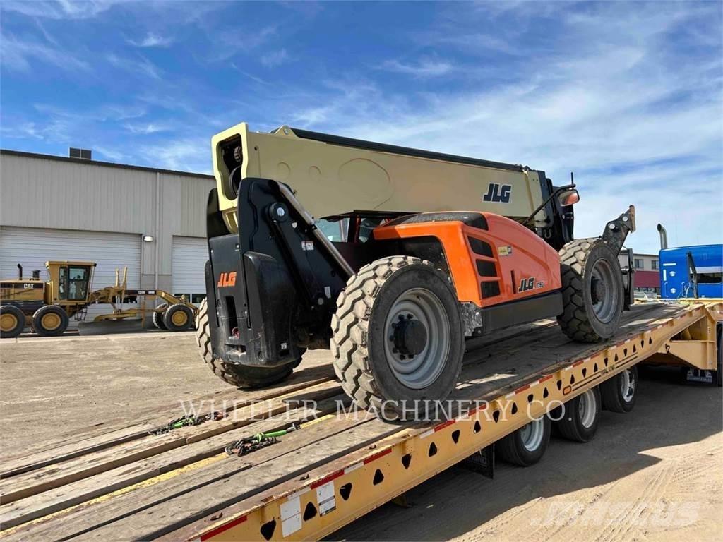 JLG 1055 Teleskopiskie manipulatori