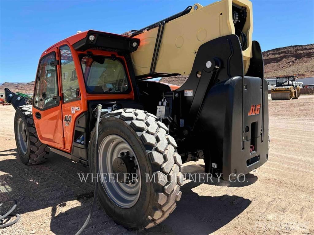 JLG 1255 Teleskopiskie manipulatori